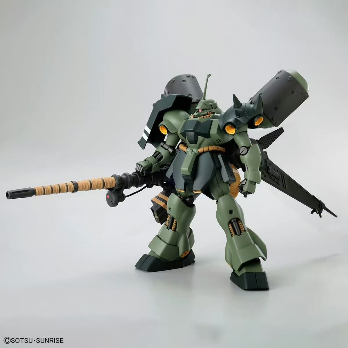 Kit de modelo Bandai HG 1/144  - Bandai Model Gundam Hg reseña y precio