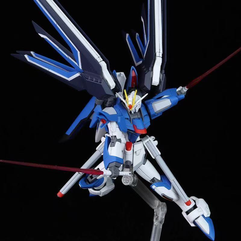 HG STTS-909 Rising Freedom Gun - Bandai Model Gundam Hg reseña y precio